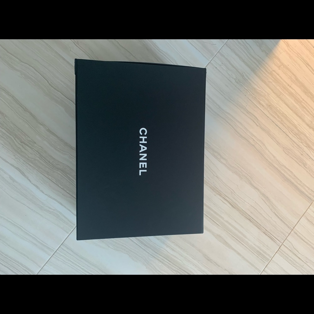 Chanel Box
